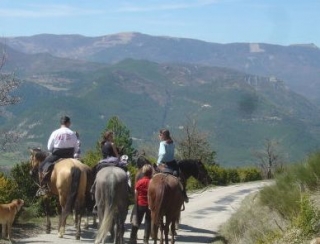  Pbaños a caballo hasta St Nazaire le Desert 